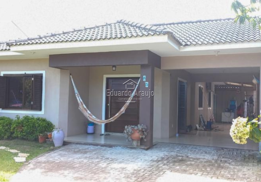 Casa 03 Dorm