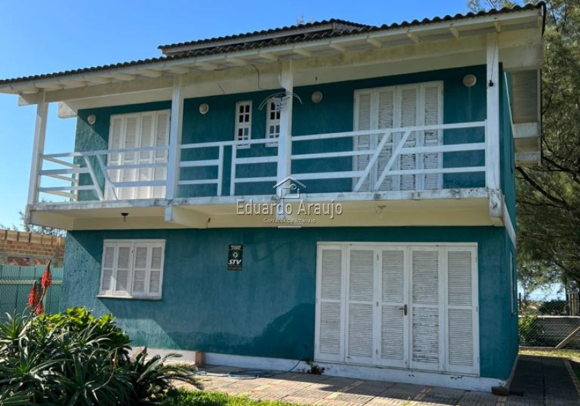 Sobrado 03 Dorm