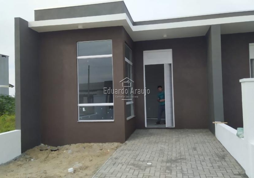 Casa geminada 2 dorm