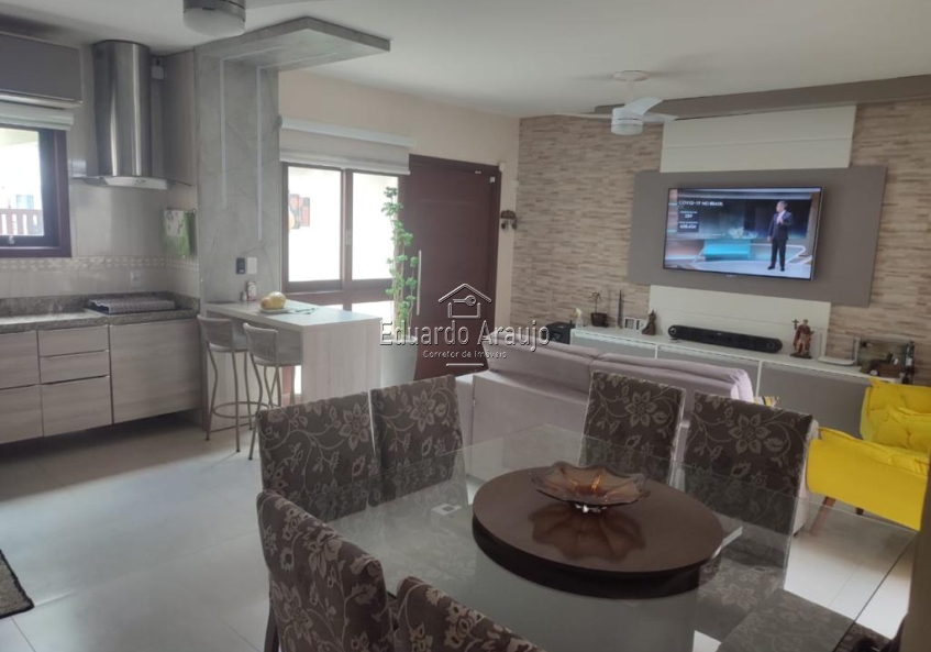 Casa geminada 3 dorm