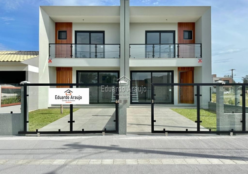 Sobrado 03 Dorm