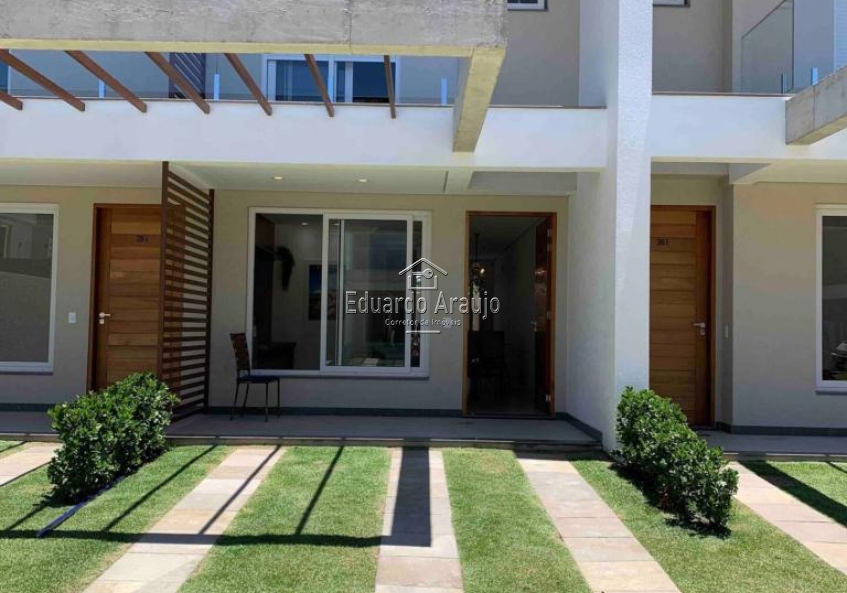 Sobrado 02 Dorm