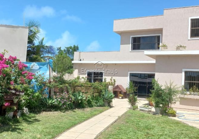 Sobrado 02 Dorm