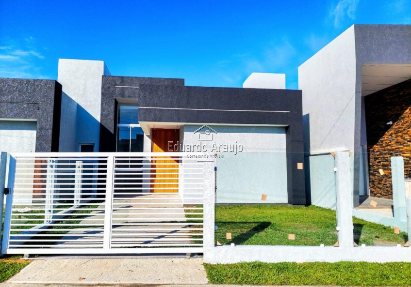 Casa geminada 2 dorm