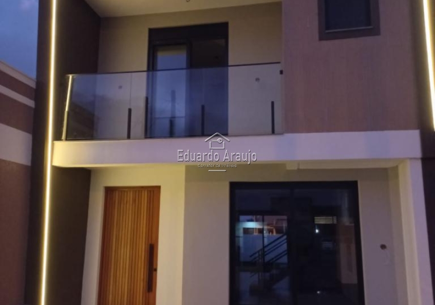 Sobrado 02 Dorm