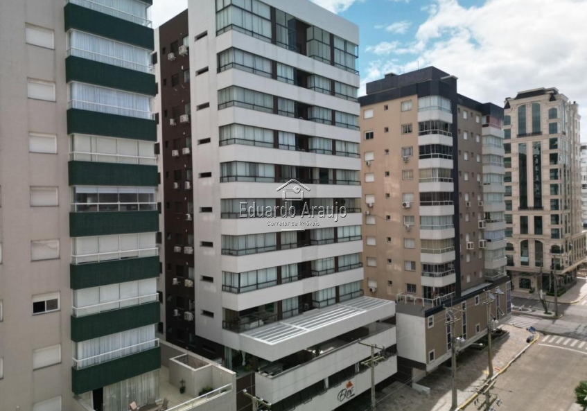 Apartamento 03 Dorm