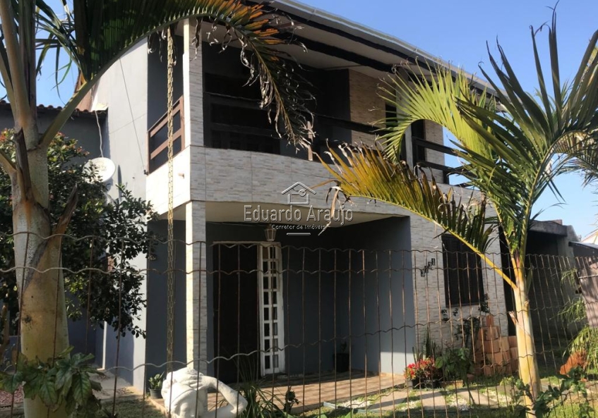 Sobrado 04 Dorm