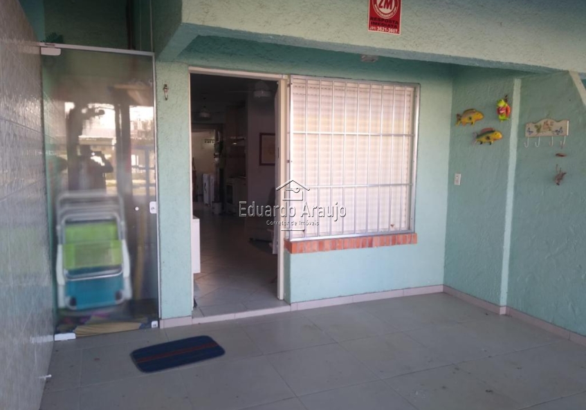 Sobrado 03 Dorm