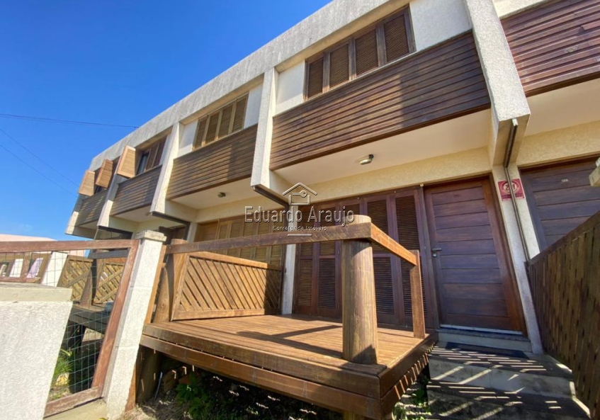 Sobrado 02 Dorm