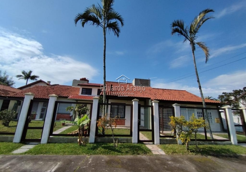 Sobrado 02 Dorm