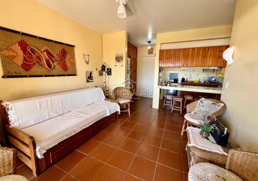 Apartamento 01 Dorm e meio