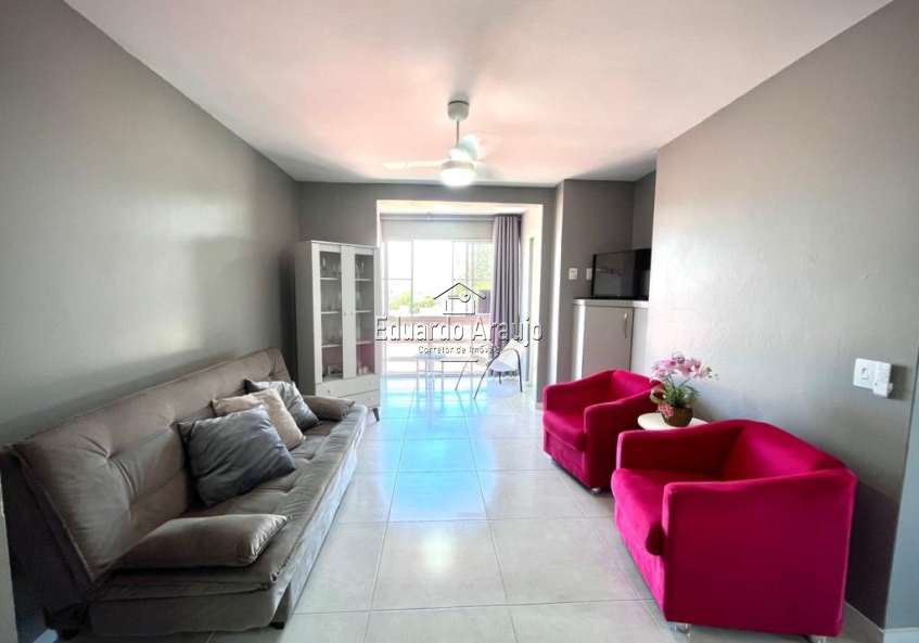 Apartamento 01 Dorm e meio