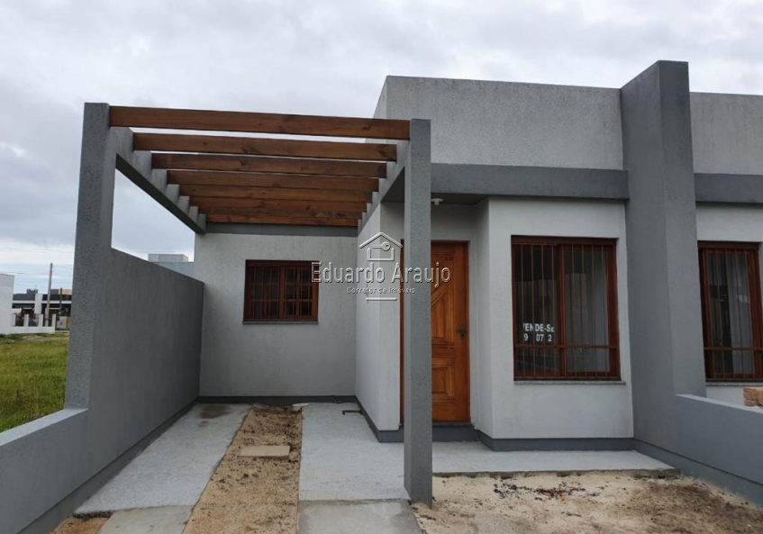 Casa geminada 2 dorm